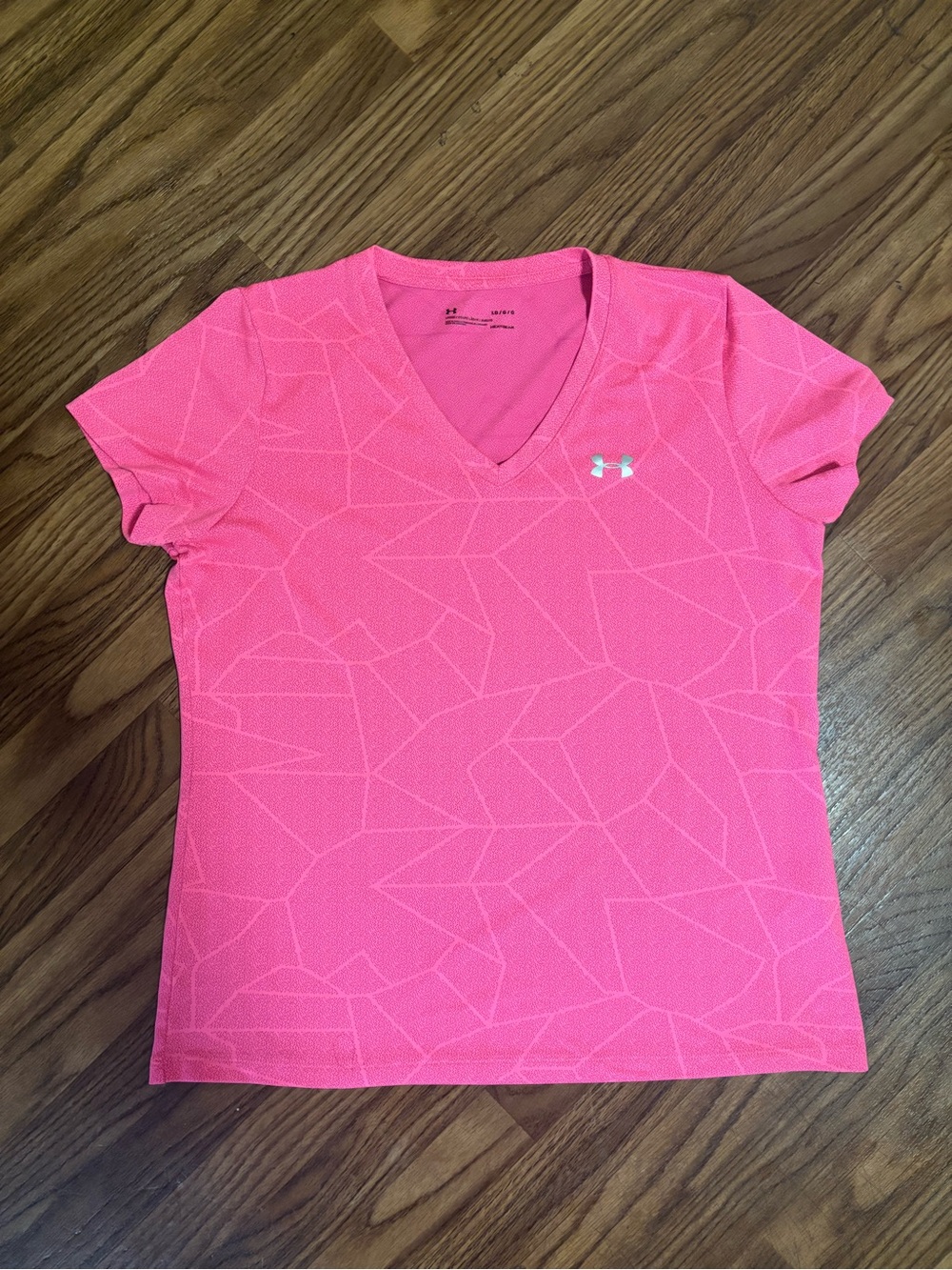Under Armour Hot Pink V-Neck Performance Tee Loose Fit Heat Gear * Large